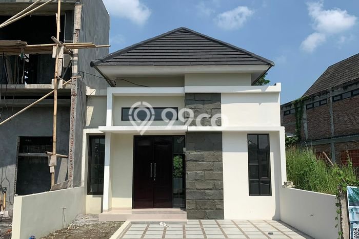 Rumah Strategis Modern Lb 50m2 di Tembalang, Semarang Rumah Strategis Modern Lb 50m2 di Tembalang, Semarang