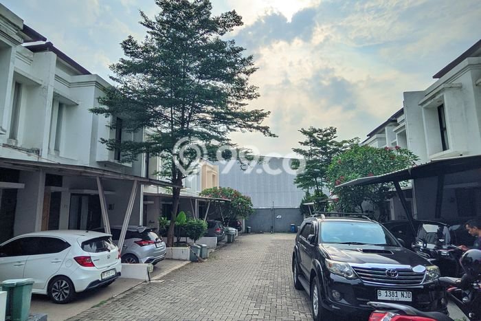 Jual Rumah Favorit Siap Huni LB 70m2 di Ciputat, Tangerang Selatan Jual Rumah Favorit Siap Huni LB 70m2 di Ciputat, Tangerang Selatan