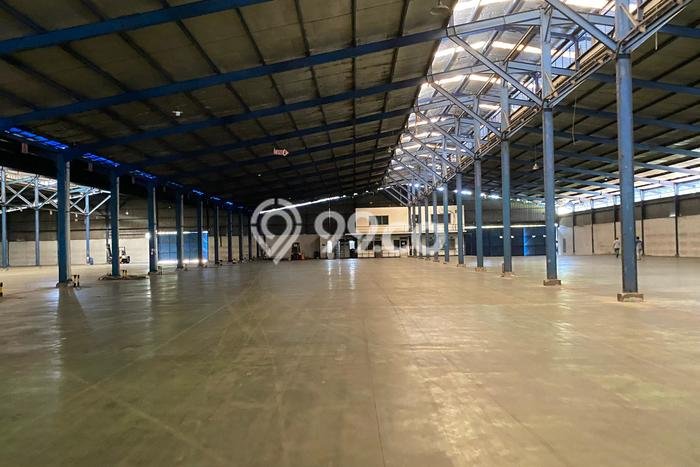 Gudang Disewa di Karawang Barat, Karawang, LT 32000m2 / LB 13000m2 Gudang Disewa di Karawang Barat, Karawang, LT 32000m2 / LB 13000m2