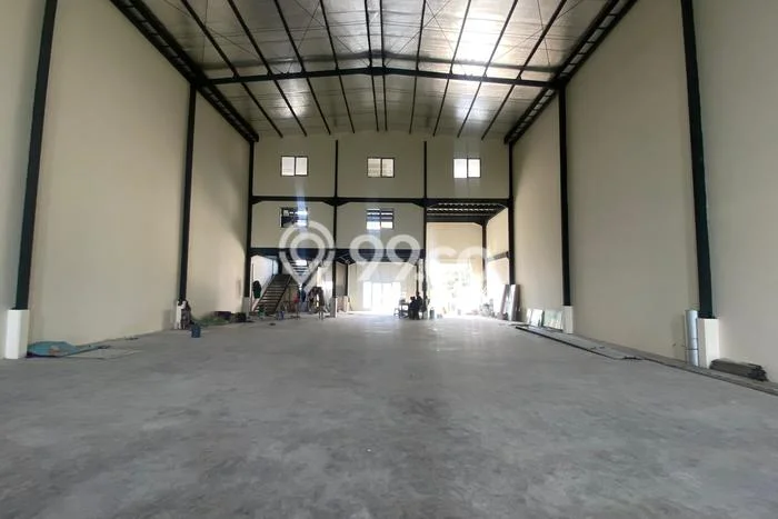 Unit Gudang disewakan di Cikarang Selatan Bekasi dengan LT 837m2 / LB 748m2 Unit Gudang disewakan di Cikarang Selatan Bekasi dengan LT 837m2 / LB 748m2