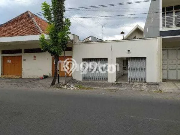 Rumah 8 KT di Pasar Kliwon, Akses Pasar Kliwon, Surakarta, Surakarta Rumah 8 KT di Pasar Kliwon, Akses Pasar Kliwon, Surakarta, Surakarta