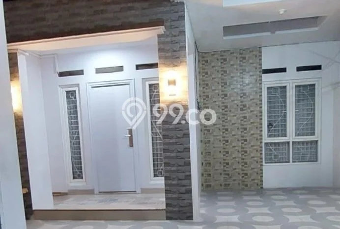 JUAL CEPAT! Rumah Siap Huni Area Strategis Colomadu, LT 84m2m² Bangunan 100m2m² JUAL CEPAT! Rumah Siap Huni Area Strategis Colomadu, LT 84m2m² Bangunan 100m2m²
