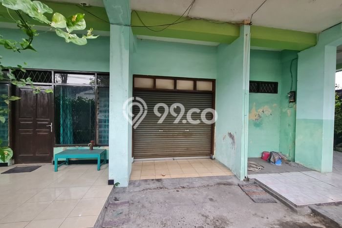 Rumah Modern LT 290m2m² Siap Huni di Kompleks Cluster Kepunton, Surakarta Rumah Modern LT 290m2m² Siap Huni di Kompleks Cluster Kepunton, Surakarta