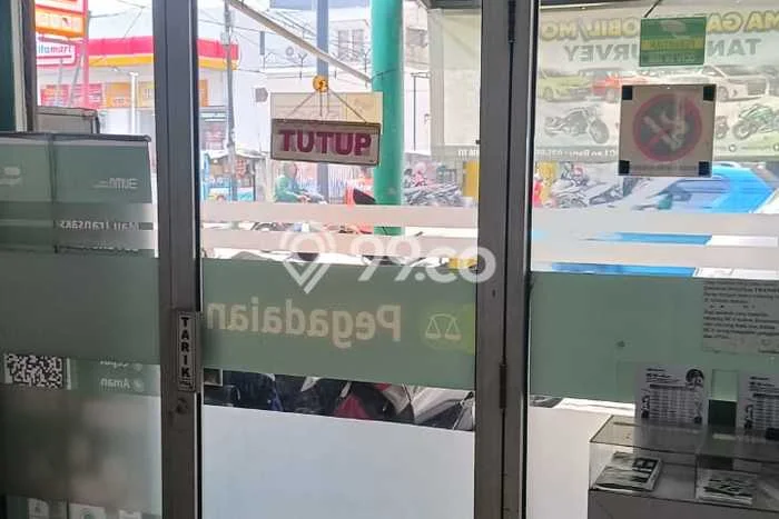 Ruko Disewa di Tangerang dengan LB 49m2 Area Komersial Ramai Ruko Disewa di Tangerang dengan LB 49m2 Area Komersial Ramai