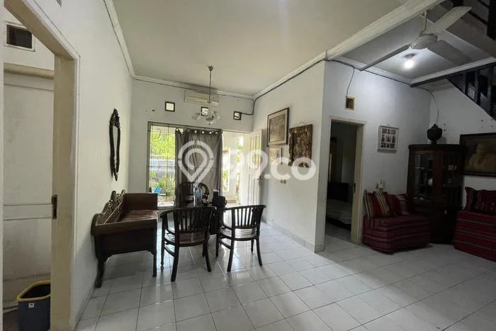 Disewakan Segera Rumah Kondisi Baik di Kawasan BSD, Tangerang Selatan Disewakan Segera Rumah Kondisi Baik di Kawasan BSD, Tangerang Selatan