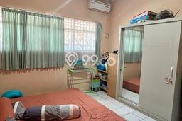 Ready to Use! Premium House LT 105m2 Desain Modern di Hayam Wuruk Ready to Use! Premium House LT 105m2 Desain Modern di Hayam Wuruk
