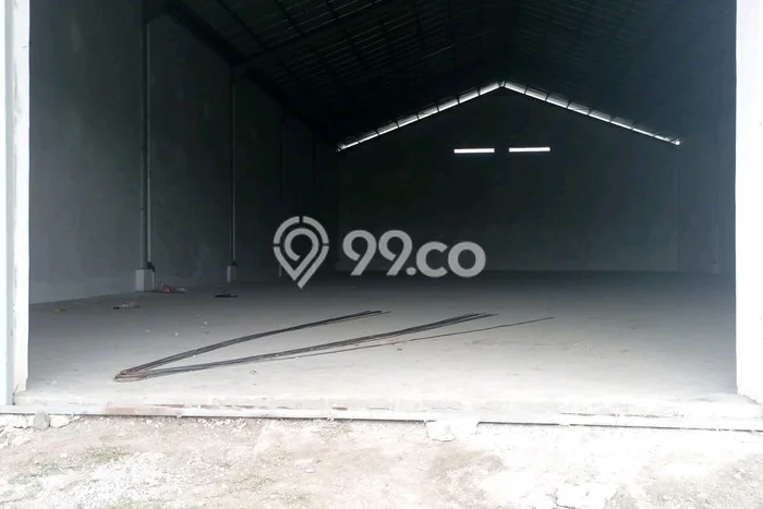 Disewakan Gudang di Madiun Madiun LT 13000m2, LB 4536m2 Disewakan Gudang di Madiun Madiun LT 13000m2, LB 4536m2
