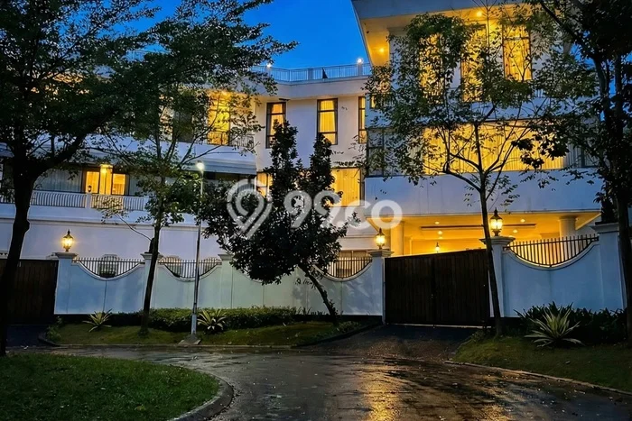 Jual Rumah Luas Elegan Dengan View Cantik di Sentul City, Bogor Jual Rumah Luas Elegan Dengan View Cantik di Sentul City, Bogor