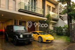 Ready to Use! Premium House LT 301m2 Desain Modern di Mega Kuningan Ready to Use! Premium House LT 301m2 Desain Modern di Mega Kuningan