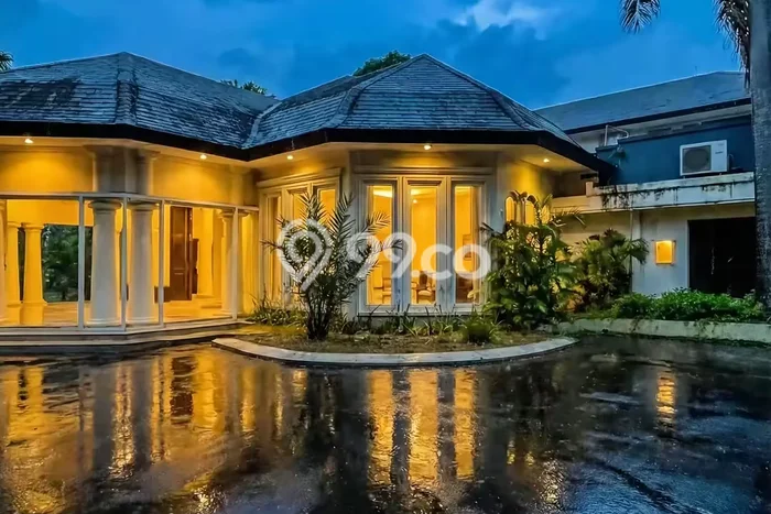 Dijual Rumah Premium dengan Fasilitas Sekitar Lengkap di Menteng, Jakarta Pusat Dijual Rumah Premium dengan Fasilitas Sekitar Lengkap di Menteng, Jakarta Pusat