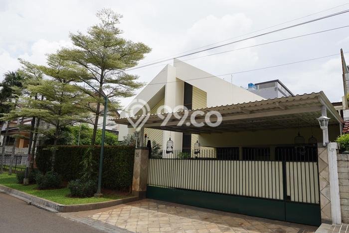 Hunian Mewah LB 430m2 Siap Pakai Desain Elegan di Pondok Indah, Jakarta Selatan Hunian Mewah LB 430m2 Siap Pakai Desain Elegan di Pondok Indah, Jakarta Selatan