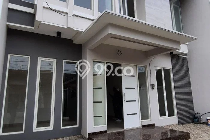 Rumah Elit Modern Siap Huni di Manyar Surabaya Rumah Elit Modern Siap Huni di Manyar Surabaya