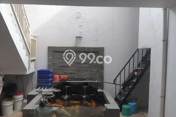 Jual Rumah Mewah Elegan Dengan View Eksklusif di Manyar, Surabaya Jual Rumah Mewah Elegan Dengan View Eksklusif di Manyar, Surabaya