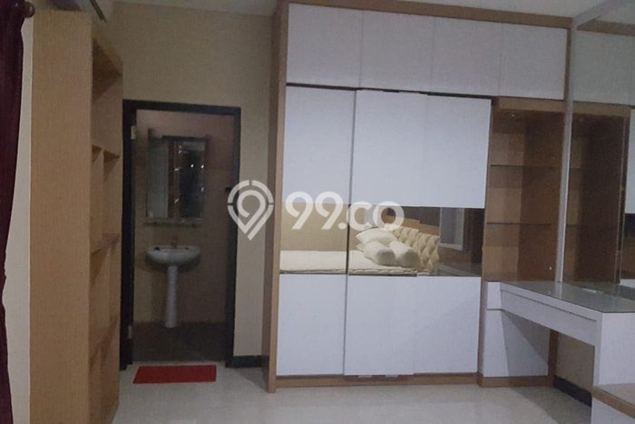 Dijual Rumah Premium dengan Fasilitas Sekitar Komplit di Tenggilis Mejoyo, Surabaya Dijual Rumah Premium dengan Fasilitas Sekitar Komplit di Tenggilis Mejoyo, Surabaya