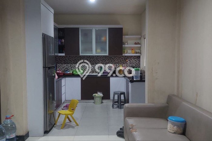Dijual Rumah Premium dengan Fasilitas Sekitar Komplit di Tenggilis Mejoyo, Surabaya Dijual Rumah Premium dengan Fasilitas Sekitar Komplit di Tenggilis Mejoyo, Surabaya