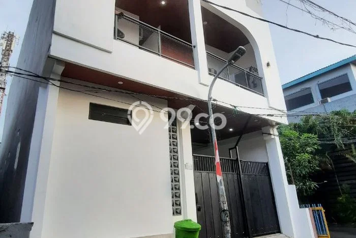 Rumah Luxury Modern Tanpa Renovasi di Surabaya Kota Surabaya Rumah Luxury Modern Tanpa Renovasi di Surabaya Kota Surabaya
