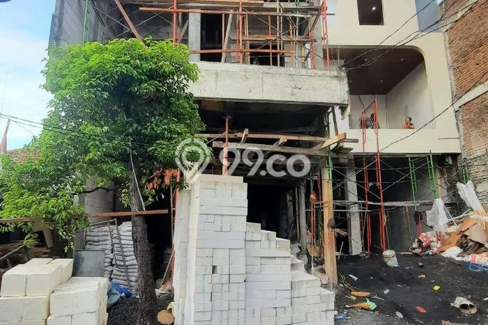 Rumah Luxury Modern Tanpa Renovasi di Surabaya Kota Surabaya Rumah Luxury Modern Tanpa Renovasi di Surabaya Kota Surabaya