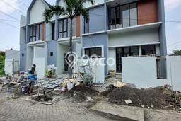 Dijual Hunian Rumah Terawat 5 Kamar di Surabaya Kota, Surabaya Dijual Hunian Rumah Terawat 5 Kamar di Surabaya Kota, Surabaya