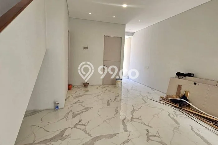 Dijual Hunian Rumah Terawat 5 KT di Mulyosari, Surabaya Dijual Hunian Rumah Terawat 5 KT di Mulyosari, Surabaya