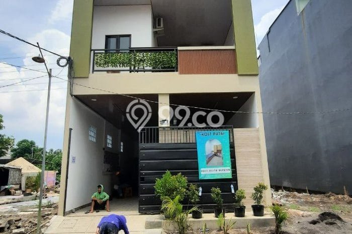 Jual Rumah Luas Megah Dengan View Cantik di Surabaya Kota, Surabaya Jual Rumah Luas Megah Dengan View Cantik di Surabaya Kota, Surabaya