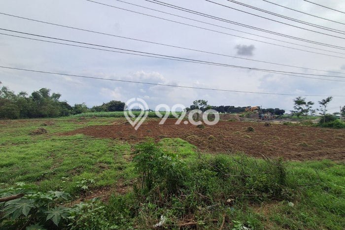 Lahan Strategis di Margorejo Dijual dengan Luas 12850m2 Lahan Strategis di Margorejo Dijual dengan Luas 12850m2