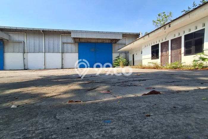Unit Gudang Dijual di Weleri Kendal 2015m2 Unit Gudang Dijual di Weleri Kendal 2015m2
