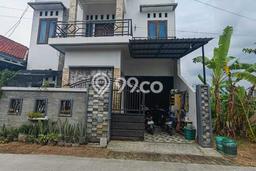 For Sale Rumah 5 Kamar Lokasi Strategis Bagus dan Strategis di Kudus For Sale Rumah 5 Kamar Lokasi Strategis Bagus dan Strategis di Kudus