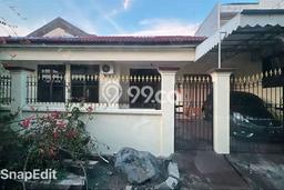Dijual Rumah Premium dengan Fasilitas Sekitar Komplit di Sukolilo, Surabaya Dijual Rumah Premium dengan Fasilitas Sekitar Komplit di Sukolilo, Surabaya