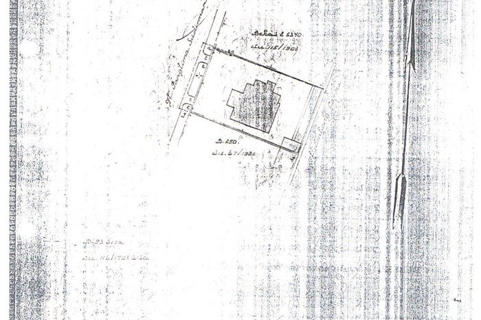 Komersial Kawasan Genteng, Luas 800m2m², Area Komersial, Jalan Utama Komersial Kawasan Genteng, Luas 800m2m², Area Komersial, Jalan Utama