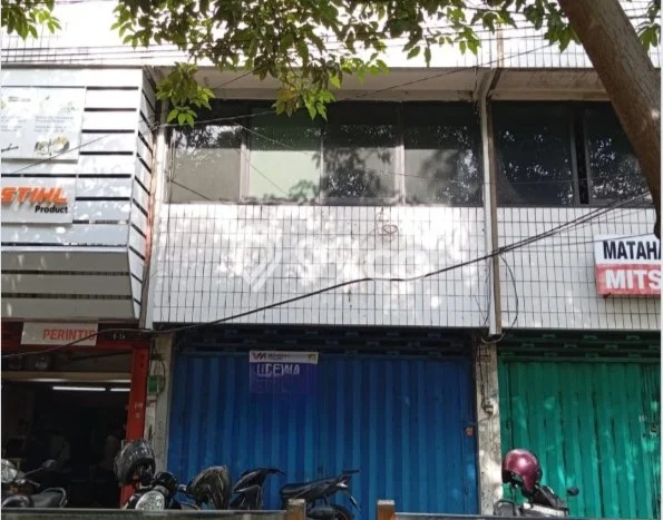 SEWA STRATEGIS! Ruko Kawasan Kedung Doro, Luas 252m2m², Area Berkembang SEWA STRATEGIS! Ruko Kawasan Kedung Doro, Luas 252m2m², Area Berkembang