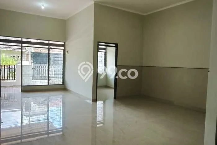 Jual Rumah Bagus Siap Huni LB 100m2 di Babakan Ciparay, Bandung Jual Rumah Bagus Siap Huni LB 100m2 di Babakan Ciparay, Bandung