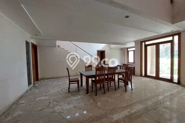 Sewa Rumah Murah di Setiabudi Bandung Punya 5 KT Sewa Rumah Murah di Setiabudi Bandung Punya 5 KT