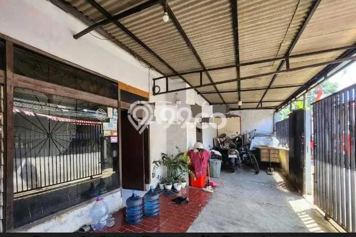 Rumah Nyaman 3 KT Luas Tanah 131m2m² di Bojongloa Kaler, Bandung Rumah Nyaman 3 KT Luas Tanah 131m2m² di Bojongloa Kaler, Bandung