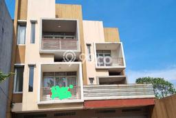 Disewakan Ruko di Pusat Kota Bandung Ramai Strategis Disewakan Ruko di Pusat Kota Bandung Ramai Strategis