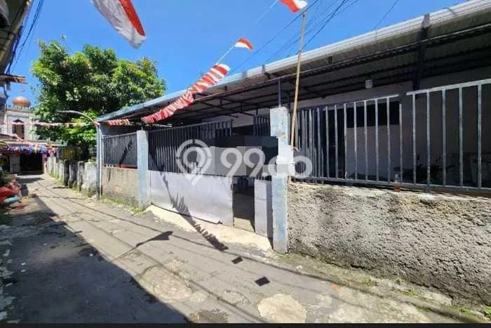 Rumah Nyaman 3 KT Luas Tanah 131m2m² di Bojongloa Kaler, Bandung Rumah Nyaman 3 KT Luas Tanah 131m2m² di Bojongloa Kaler, Bandung