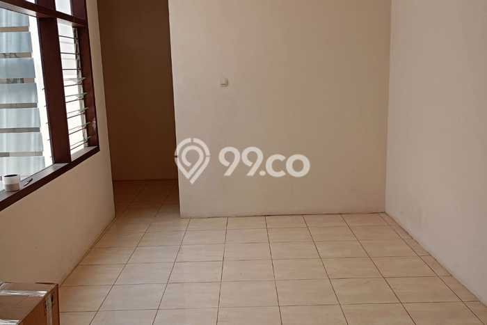 Dijual Cepat Rumah Bagus Siap Huni LB 200m2 di Babakan Ciparay, Bandung Dijual Cepat Rumah Bagus Siap Huni LB 200m2 di Babakan Ciparay, Bandung