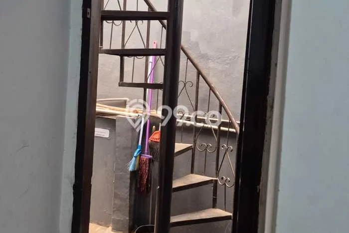 Kost untuk Dijual di Moch Toha Punya 11 Kamar Kost untuk Dijual di Moch Toha Punya 11 Kamar
