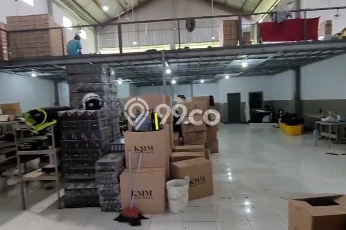 Gudang Bagus LT 2500m2 LB 1800m2 Dijual di Katapang Bandung Gudang Bagus LT 2500m2 LB 1800m2 Dijual di Katapang Bandung