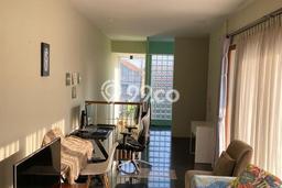 Dijual Hunian Rumah Terawat 3 Kamar di Sarijadi, Bandung Dijual Hunian Rumah Terawat 3 Kamar di Sarijadi, Bandung