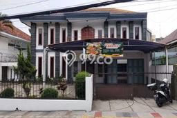 Hunian Mewah LB 402m2 Siap Huni Desain Elegan di Wastukencana, Bandung Hunian Mewah LB 402m2 Siap Huni Desain Elegan di Wastukencana, Bandung