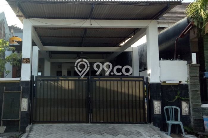 Jual Rumah Strategis Bagus Punya 2 KT di Rungkut Surabaya SHM Jual Rumah Strategis Bagus Punya 2 KT di Rungkut Surabaya SHM