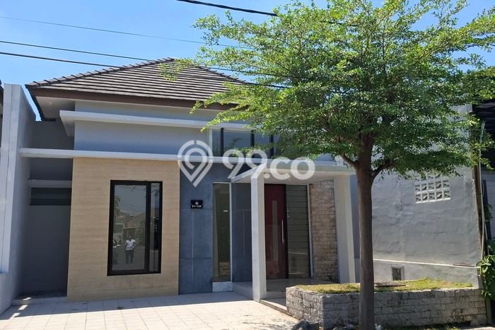 For Sale Rumah 0 Kamar Lokasi Ideal Nyaman dan Strategis di Waru For Sale Rumah 0 Kamar Lokasi Ideal Nyaman dan Strategis di Waru