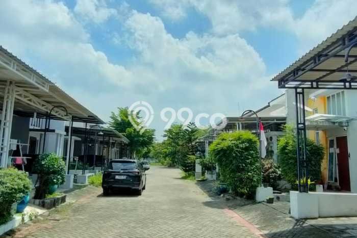 Hunian Strategis 2 KT LB 78m2 Kondisi Bagus di Wonorejo Hunian Strategis 2 KT LB 78m2 Kondisi Bagus di Wonorejo