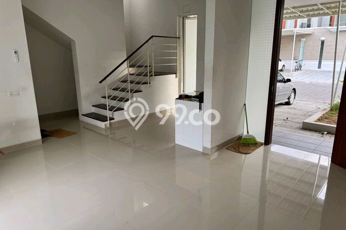 Disewakan! Rumah 2 Kamar Tidur &
2 Kamar Mandi di Surabaya Kota, Surabaya Disewakan! Rumah 2 Kamar Tidur &
2 Kamar Mandi di Surabaya Kota, Surabaya