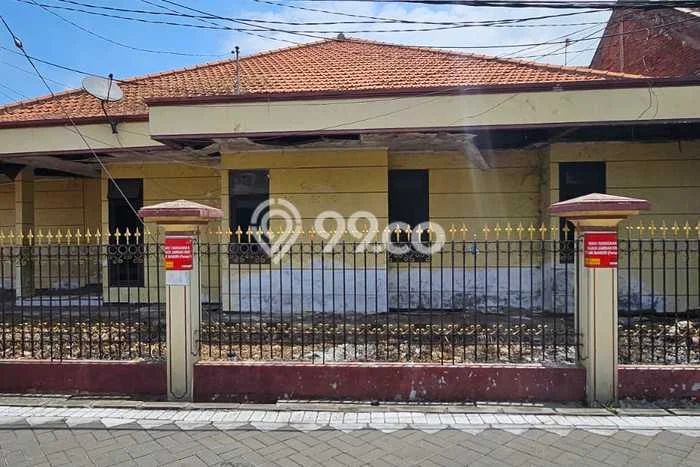 Dijual Rumah Strategis Bagus Punya 3 KT di Sawahan Surabaya SHM Dijual Rumah Strategis Bagus Punya 3 KT di Sawahan Surabaya SHM