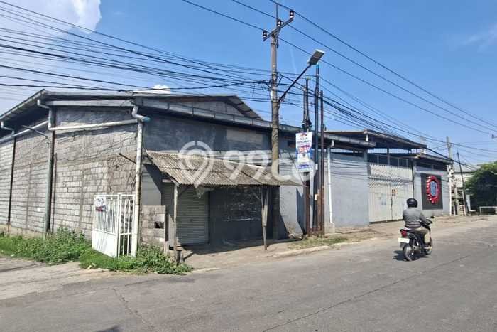 Gudang Dijual Lokasi Emas di Pakal Luas 1016m2 Gudang Dijual Lokasi Emas di Pakal Luas 1016m2