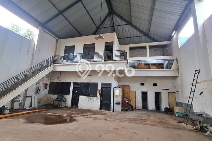 Unit Gudang Dijual di Kenjeran Surabaya Luas Tanah 546m2, Luas Bangunan 300m2 Unit Gudang Dijual di Kenjeran Surabaya Luas Tanah 546m2, Luas Bangunan 300m2