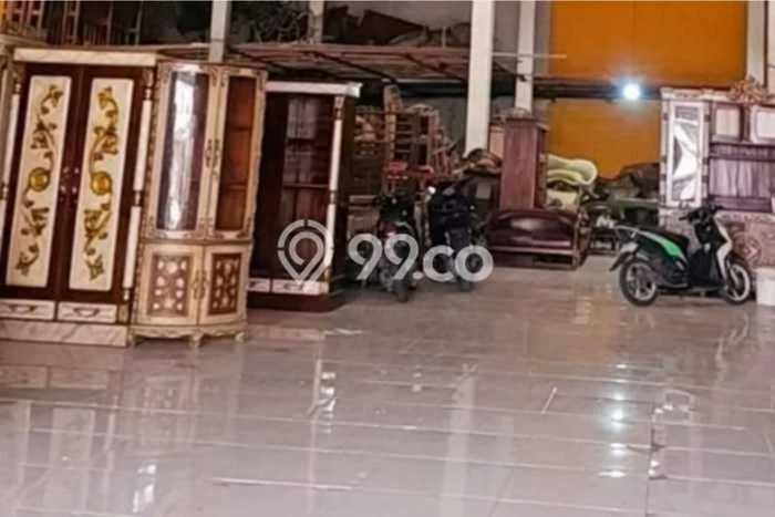 Unit Komersial Dijual di Kenjeran Surabaya Luas Bangunan 500m2 Unit Komersial Dijual di Kenjeran Surabaya Luas Bangunan 500m2