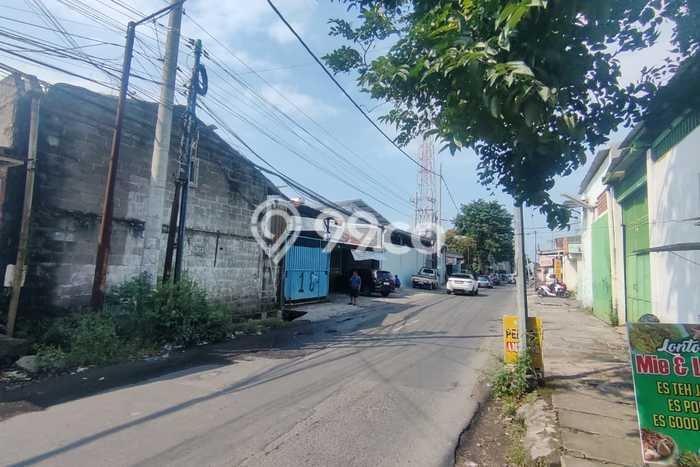 Lokasi Strategis! Dijual Gudang Bisnis di Benowo, Surabaya Kondisi Bagus Lokasi Strategis! Dijual Gudang Bisnis di Benowo, Surabaya Kondisi Bagus