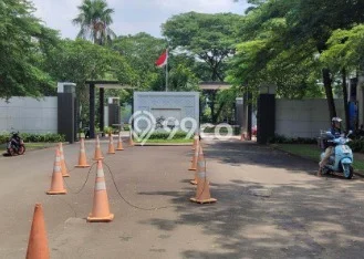 Rumah Eksklusif Dijual LT 200m2 di Pinang, Tangerang Rumah Eksklusif Dijual LT 200m2 di Pinang, Tangerang